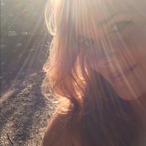 Meet your Posher, Talena